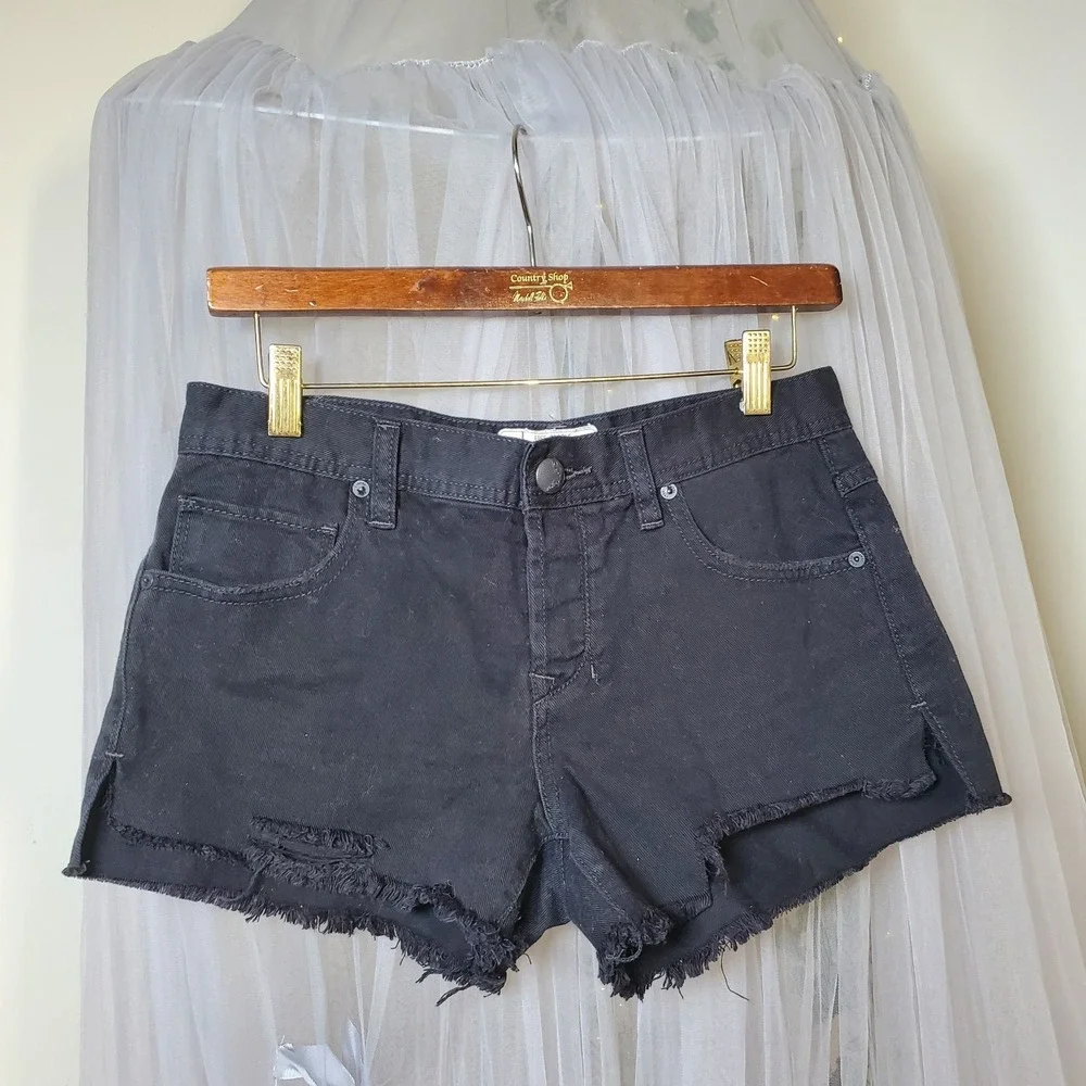 Free People Black Distressed Denim Micro Shorts Grunge Boho Hippie 31x3 Size 26‎
